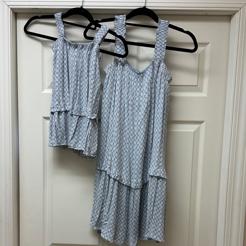Mommy and Me Matching Blue Patterned Sleeveless Dress Set